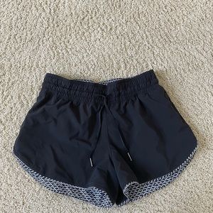 Lululemon reversible shorts
